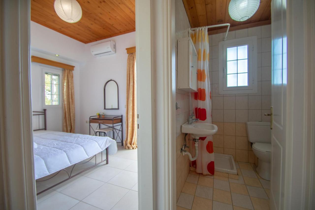 Family Private Homes & Sea View Lithakia  Exterior foto